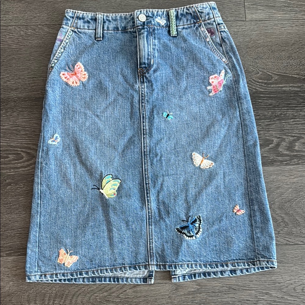 Embroidered Gap vintage Denim Skirt with Butterfly Accents